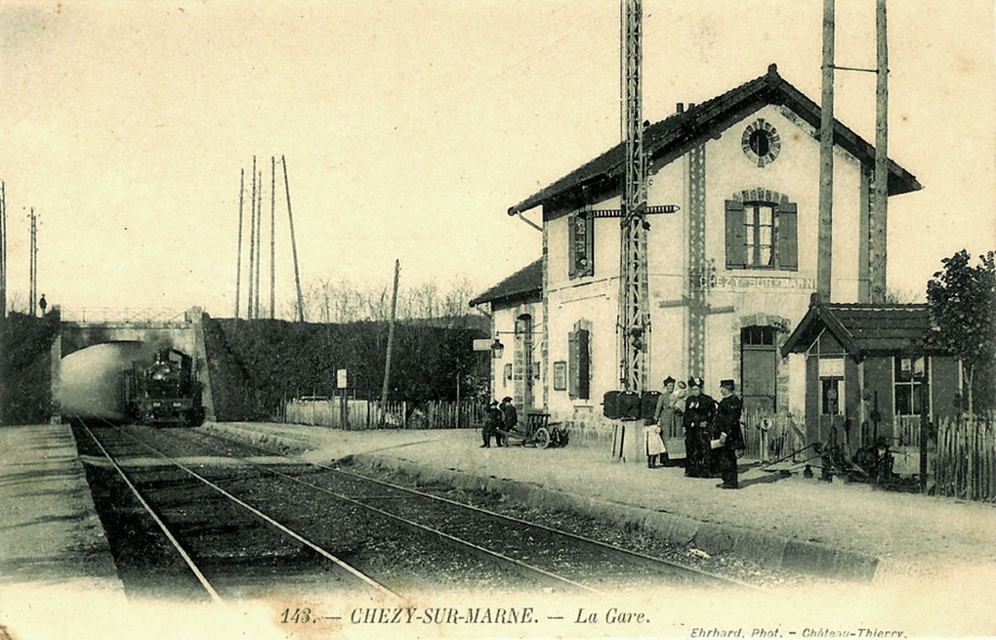 chezy-sur-marne-aisne-cpa-la-gare
